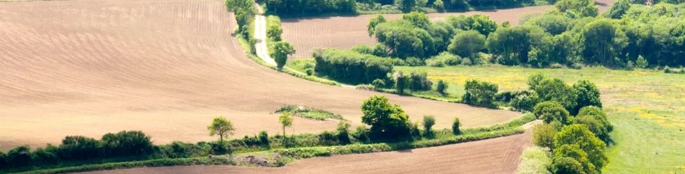 Paysage bocager près de Rosnoen | Fotolia-Tof Locoste
