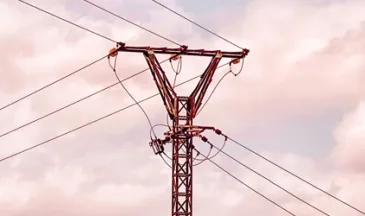 Les réseaux qui acheminent l'électricité en Bretagne totalisent plus de 100 000 km de lignes