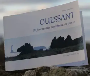 couv Les cahiers du Cemo n°5 - Ouessant, de fascinantes sculptures en pierre